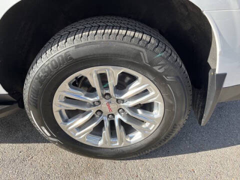 2022 GMC Yukon XL SLT