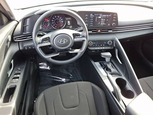 2023 Hyundai Elantra