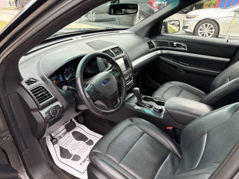 2017 Ford Explorer XLT