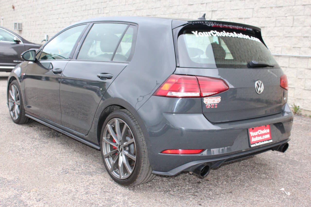 VolkswagenGolf GTI3