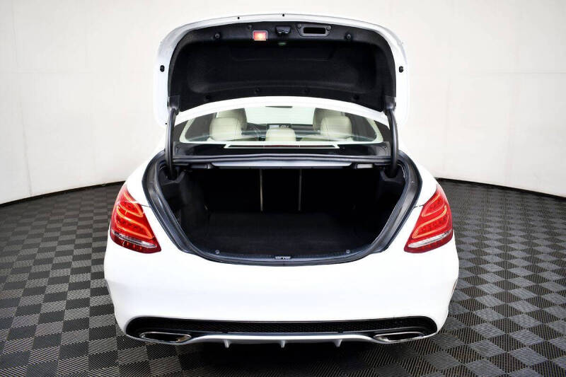 2016 Mercedes-Benz C-Class