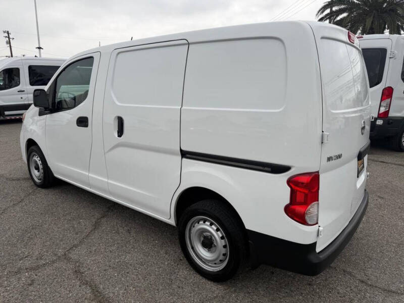 2020 Nissan NV200