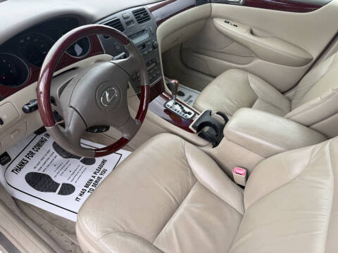 2004 Lexus ES 330