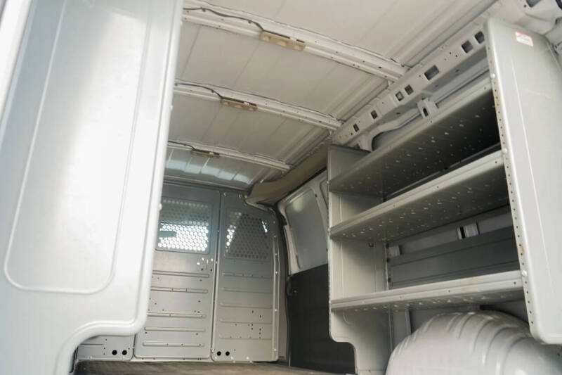 2021 Chevrolet Express 2500