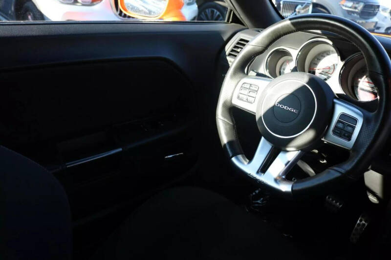 2014 Dodge Challenger SRT8 Core