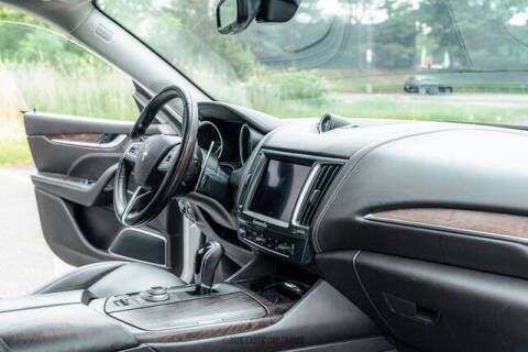 2017 Maserati Levante S