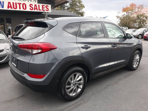 2016 Hyundai Tucson SE
