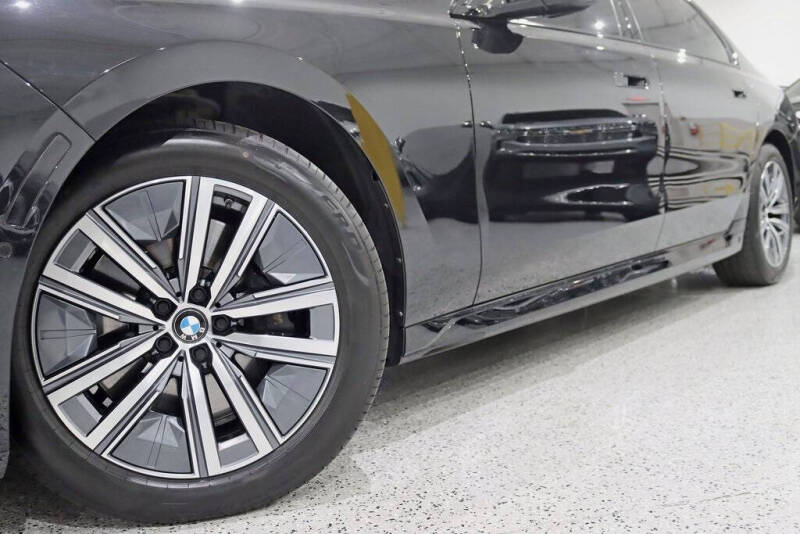 2023 BMW 7 Series 760i xDrive