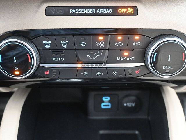 2022 Ford Escape SEL