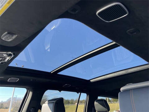 2024 Jeep Grand Wagoneer L Series III