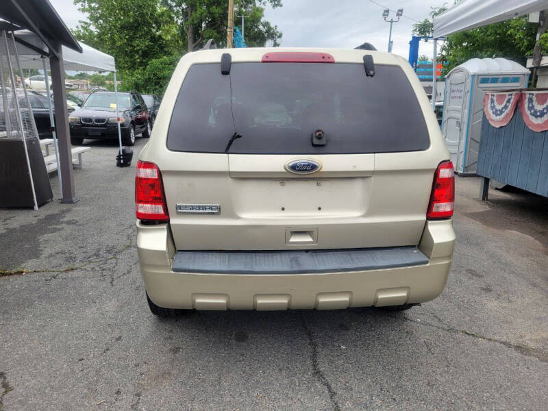 2010 Ford Escape XLT