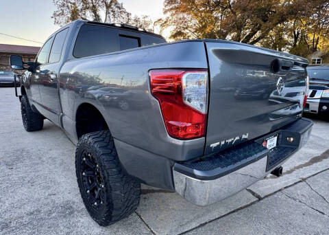 2016 Nissan Titan XD SV