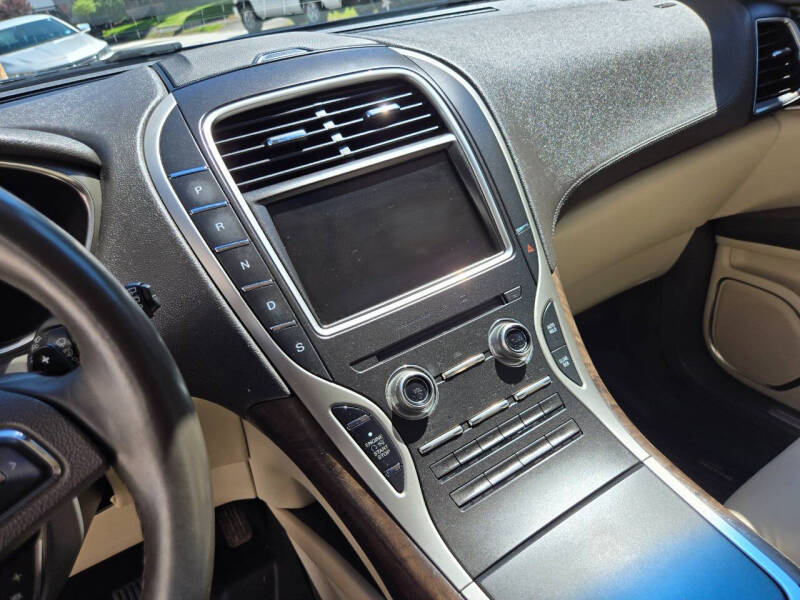 2016 Lincoln MKX Select