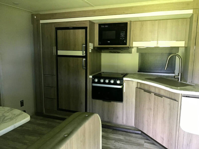 2021 Grand Design RV IMAGINE XLS 23BHE