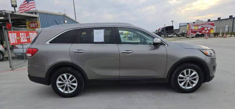 2017 Kia Sorento LX V6