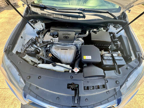 2017 Toyota Camry SE