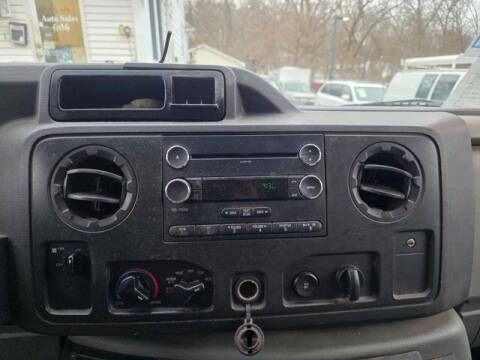 2014 Ford E-Series E-150
