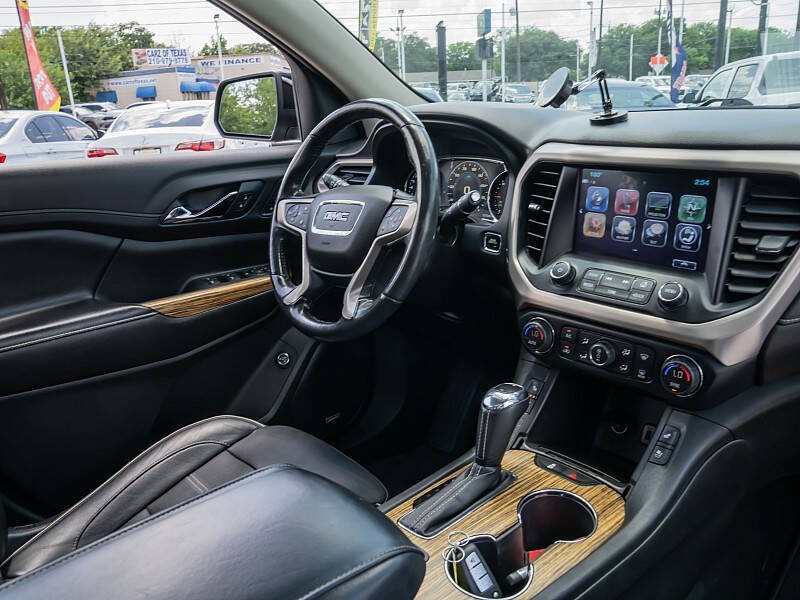 2019 GMC Acadia Denali