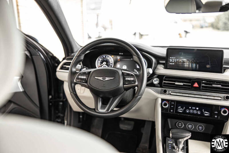 2025 Genesis G70