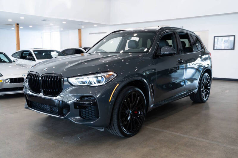 2023 BMW X5 M50i