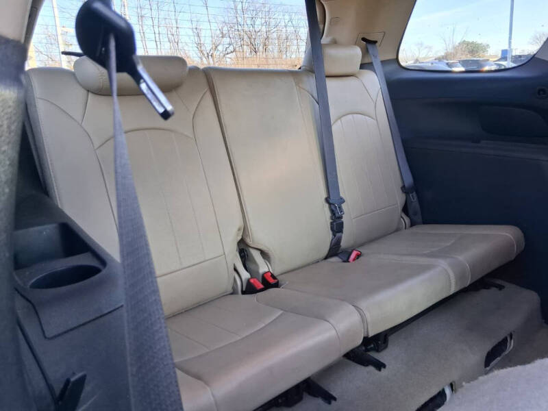 2011 GMC Acadia Denali