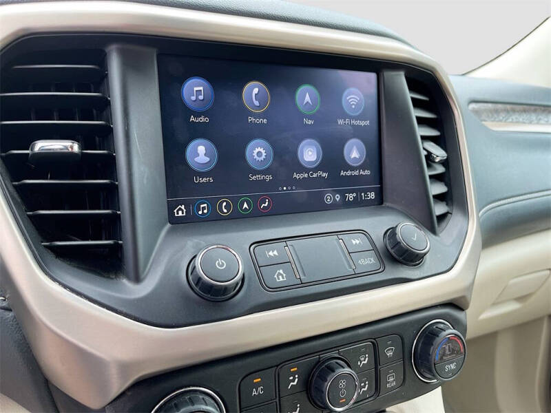 2022 GMC Acadia Denali