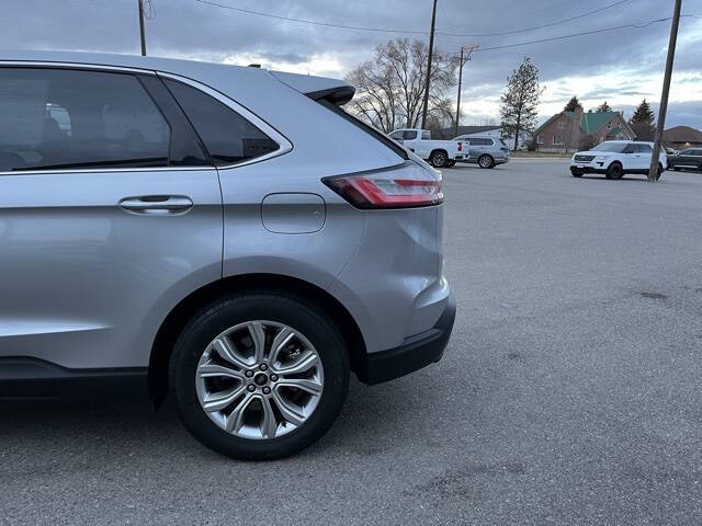 2024 Ford Edge Titanium