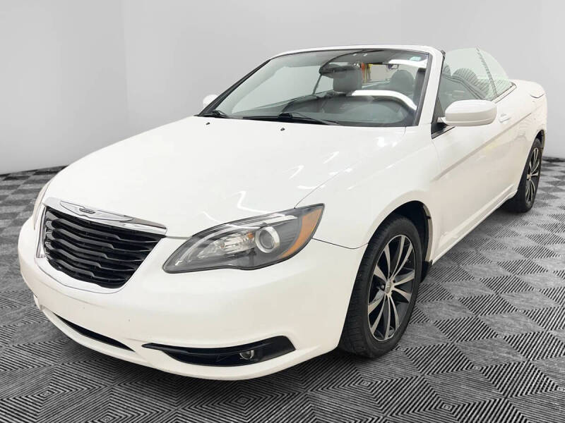 2014 Chrysler 200 S