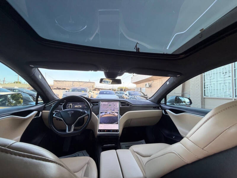 2016 Tesla Model S 90D