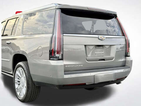 2018 Cadillac Escalade ESV Platinum