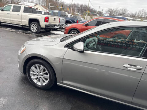 2017 Volkswagen Golf TSI S