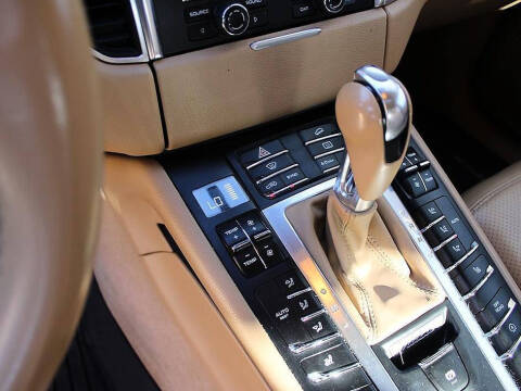 2016 Porsche Macan S