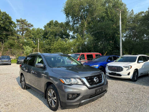 2020 Nissan Pathfinder S