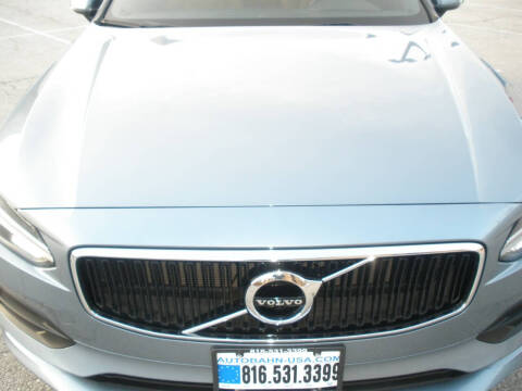 2018 Volvo S90 T5 Momentum