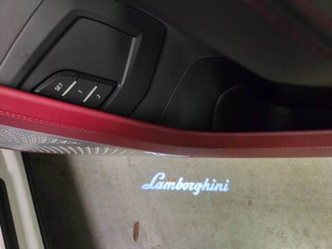 2020 Lamborghini Urus