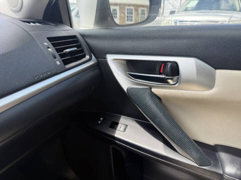 2011 Lexus CT 200h Premium