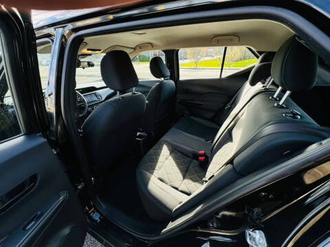 2020 Nissan Kicks S