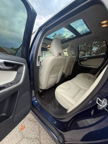 2015 Volvo XC60 T6 Platinum