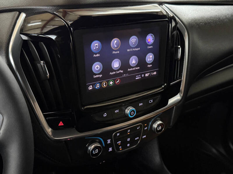 2022 Chevrolet Traverse LT Cloth