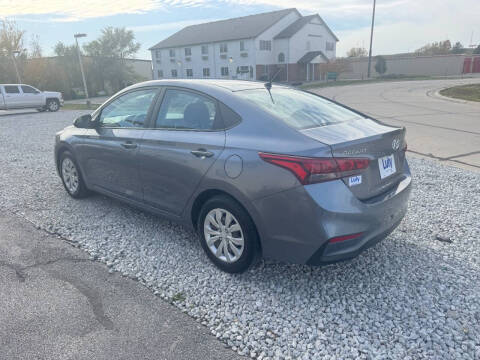 2020 Hyundai Accent SE