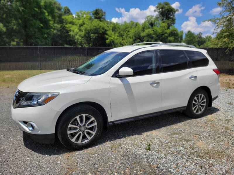 2016 Nissan Pathfinder SV