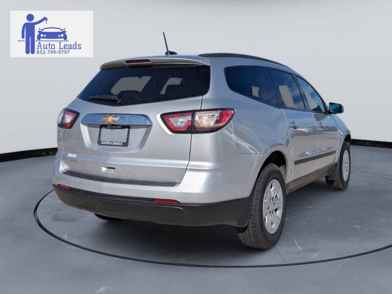 2017 Chevrolet Traverse LS