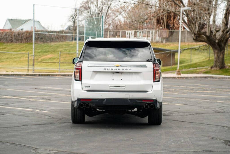 2021 Chevrolet Suburban High Country
