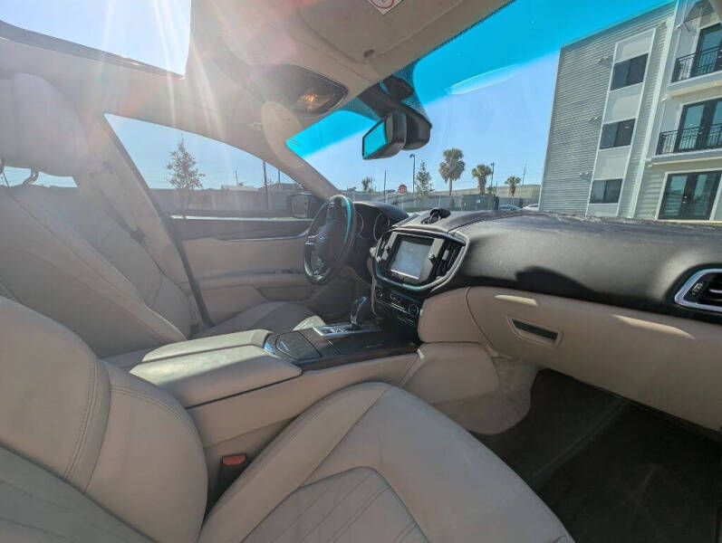 2014 Maserati Ghibli S Q4