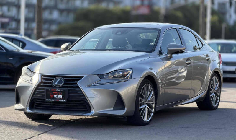 2018 Lexus IS 300