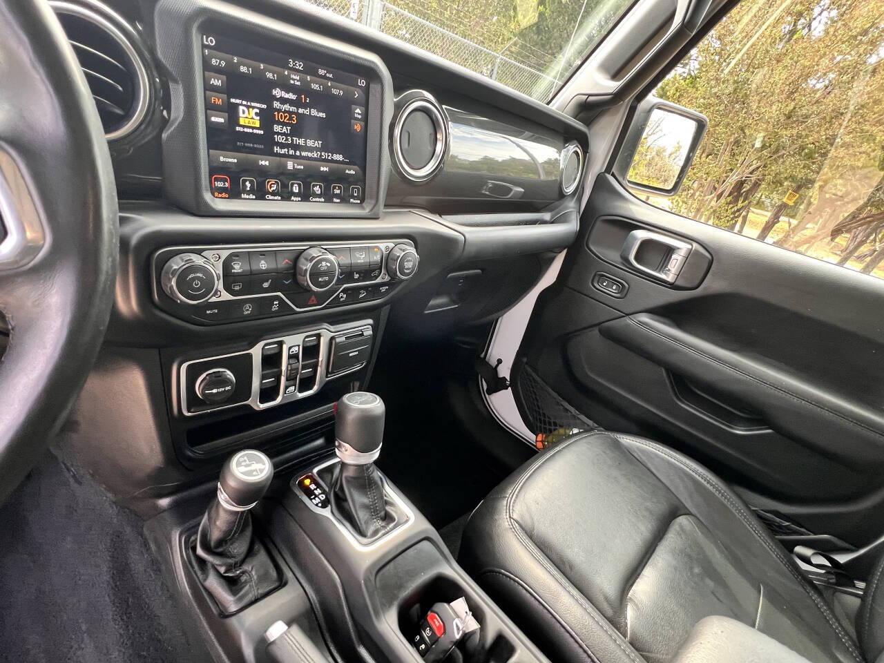 Used Car 2019 Jeep Wrangler Unlimited  Sahara Altitude 4x4 4dr Suv For Sale Under $30,000 In Austin, Texas