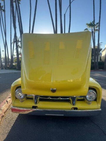 1956 Ford F-100