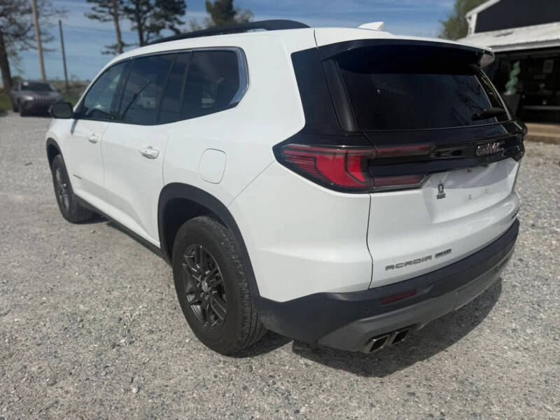2025 GMC Acadia Elevation