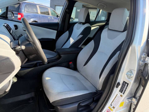 2018 Toyota Prius Two