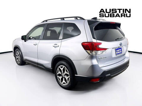 2024 Subaru Forester Premium